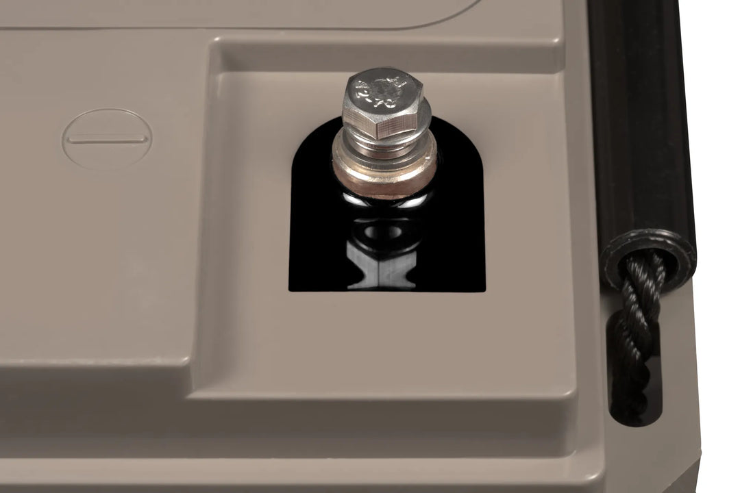 12V90Ah AGM Deep Cycle Batt M6  BAT412800081_closeup2