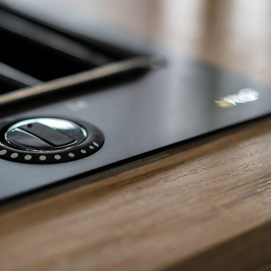 443340850785-4_plaque_gaz_marine_millesime_3_noir_et_inox_ce_eno_61