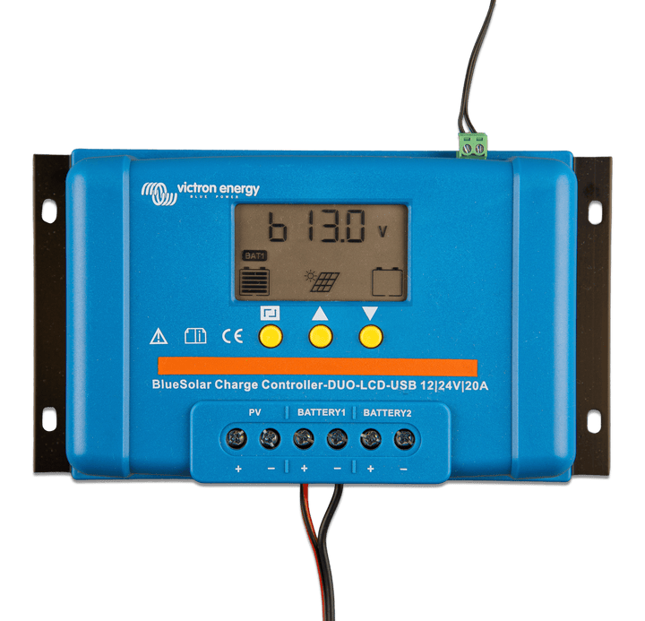 BlueSolar Charge Controller DUO LCD USB 12-24V-20A top  display 1