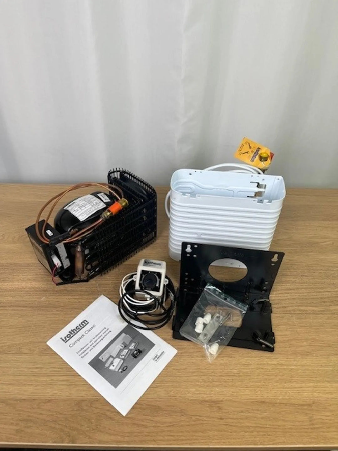 B0071 Isotherm Compact Classic 2001 Begdemo