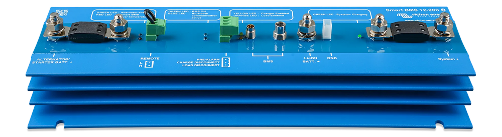 BMS210055000_Smart BMS 12-200 front-angle