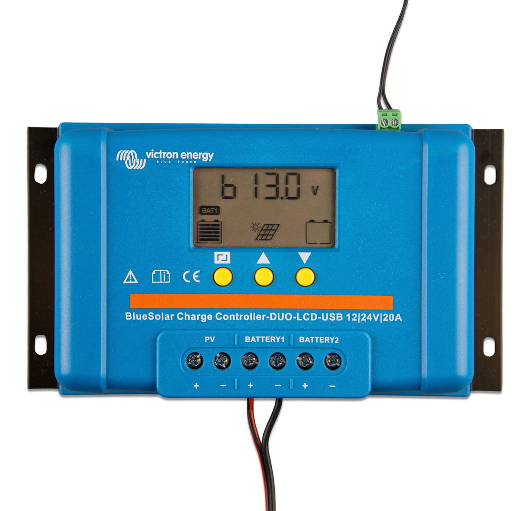BlueSolar Charge Controller DUO LCD USB 12-24V-20A top  display 1
