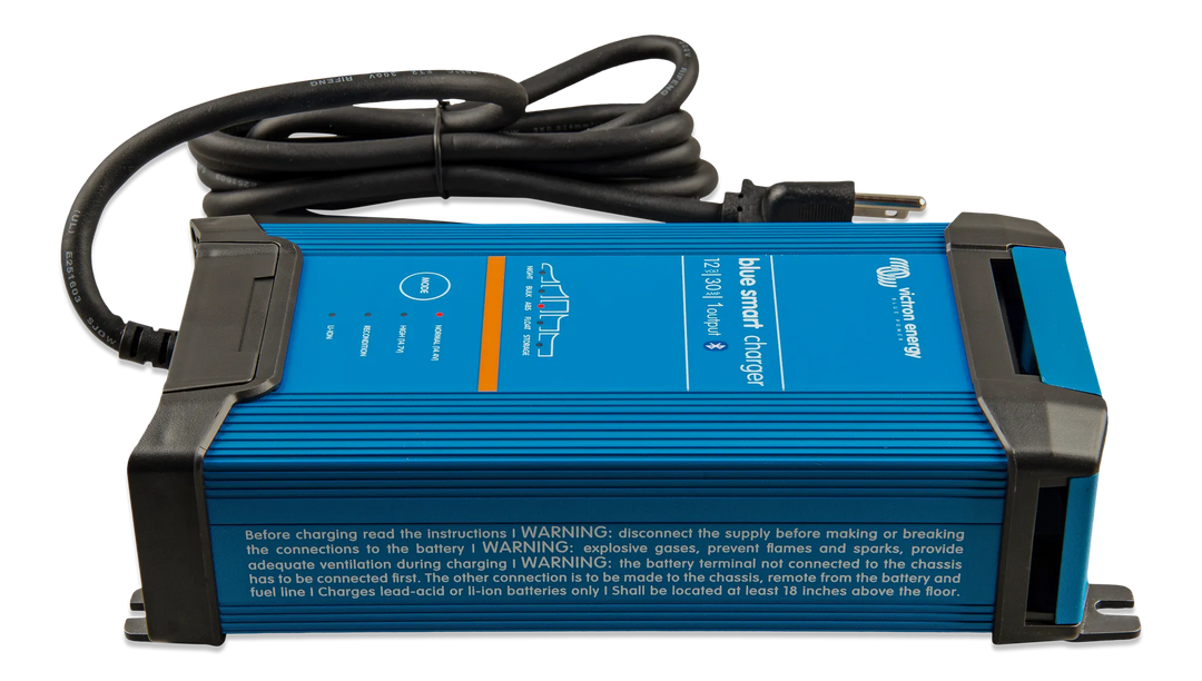 Blue Smart IP22 Charger 12V 30A 1 120V side1