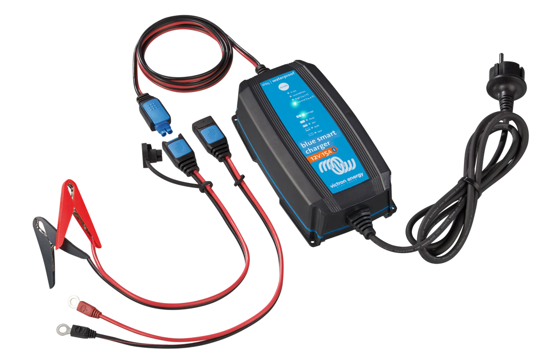 Blue Smart IP65 Charger 12V 15A total 1