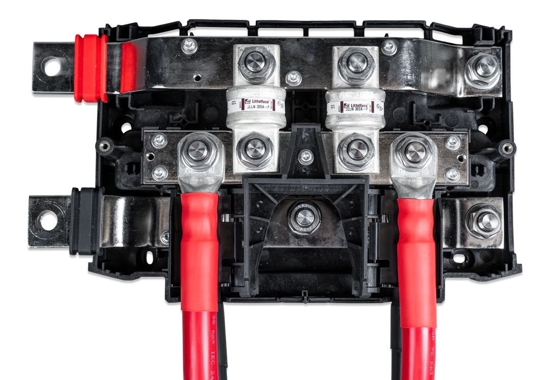 LYN060404010 Lynx Class-T Power In M10 with busbar1