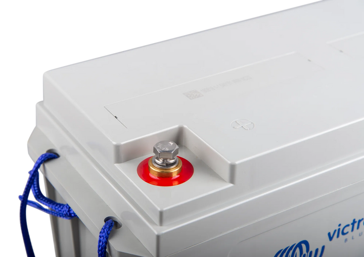 Lead Carbon Battery 12V-106Ah M8 close-up