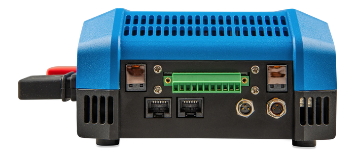 Lynx-Smart-BMS-front-with-connector