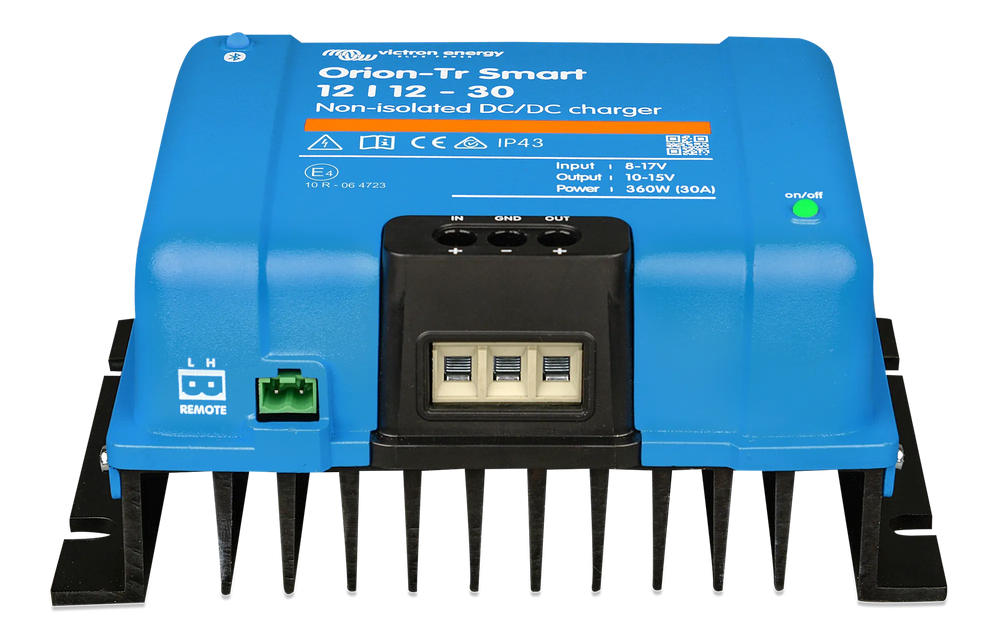 ORI121236140_Orion-Tr Smart 12-12-30A 360W Non-isolated DC-DC charger front-angle