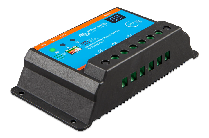 SCC010020020_BlueSolar PWM-Light Charge Controller 12-24V-20A right 1