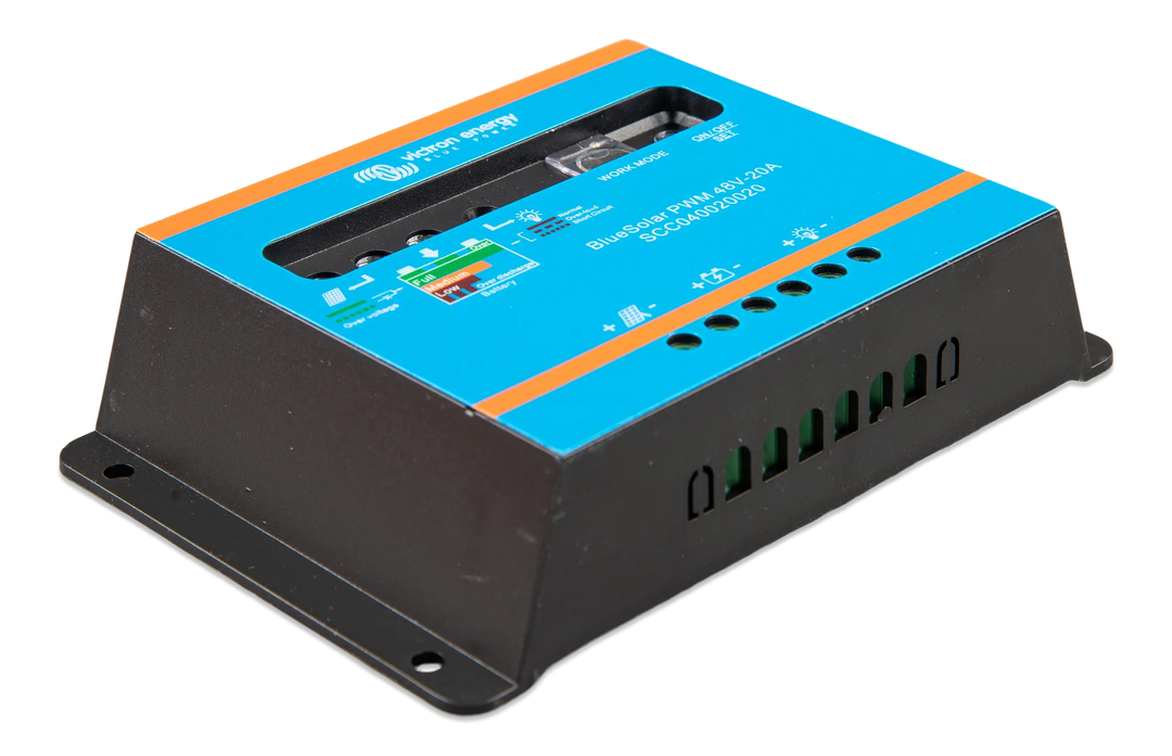 SCC040020020_BlueSolar PWM-Light Charge Controller 48V-20A right