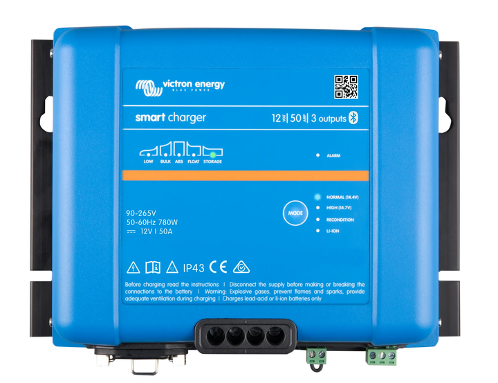 Smart IP43 Charger 12V 50A 3 outputs top 1